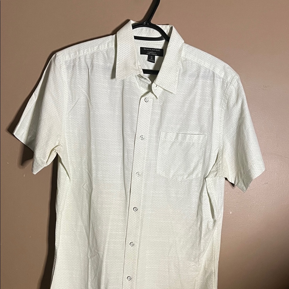 😄Banana Republic short sleeve dress shirt dots
